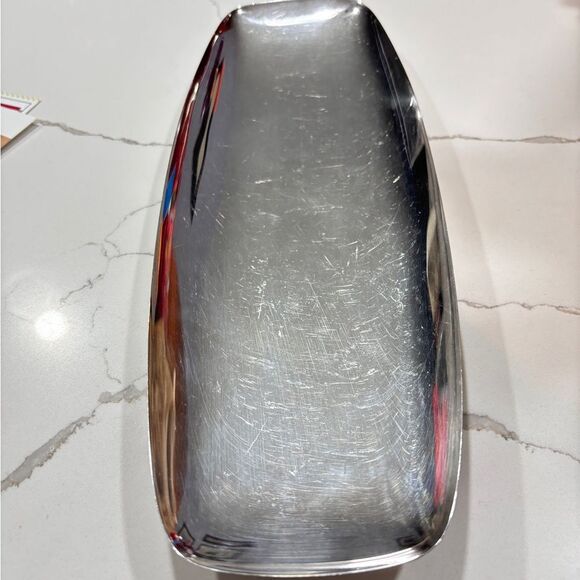 F.B. Rogers Silver Co. Genuine Silver Raised Jewelry Dish Nut Bowl Rounded Edges - Picture 4 of 12